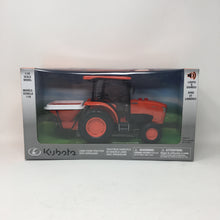L6060 Farm Tractor with Spreader